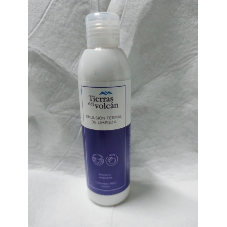 Tierras del Volcán Emulsión Termal de Limpieza x 200 g Tierras del Volcán Emulsión Termal de Limpieza x 200 g